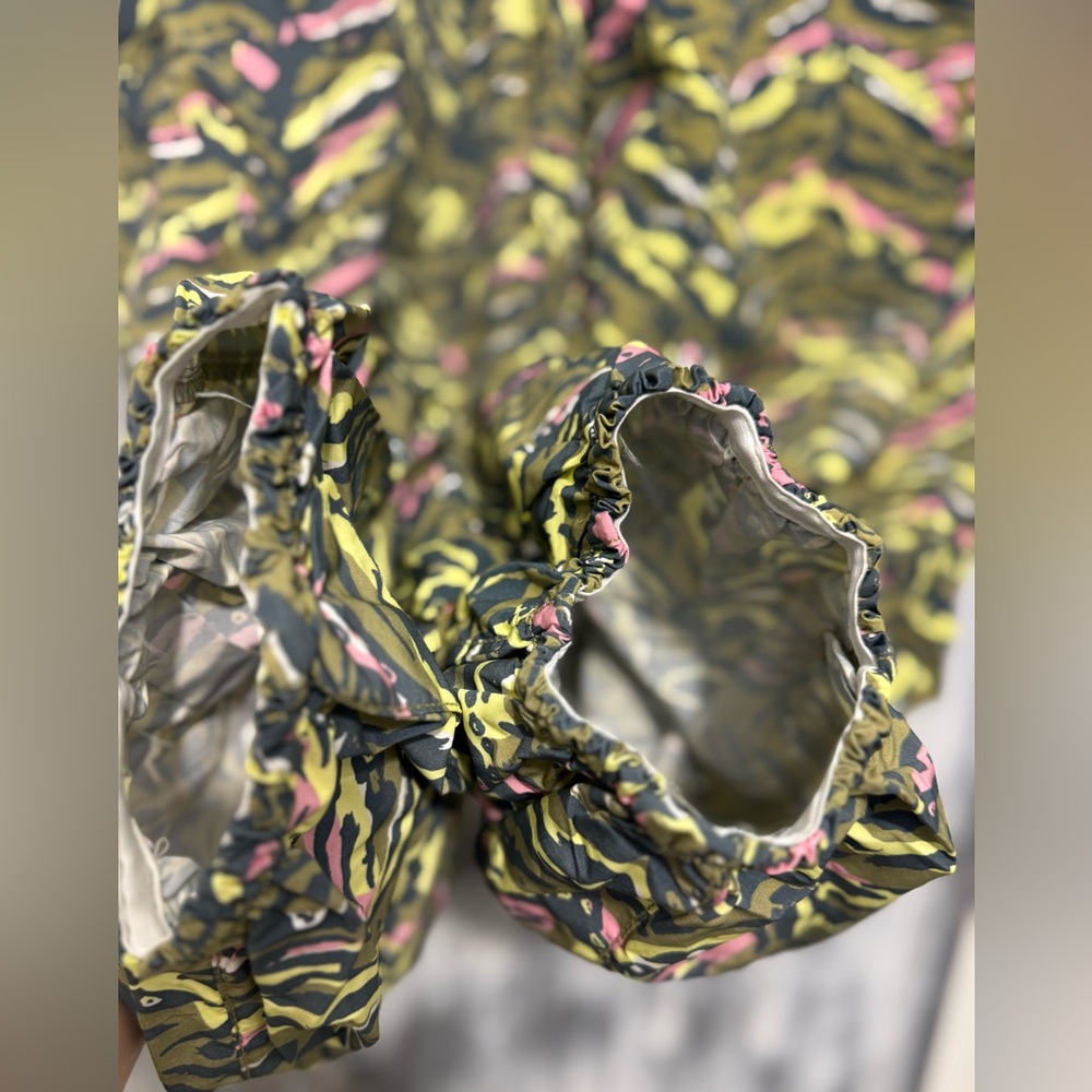 Free People Movement Zephyr Printed Pants Balloon Inspired Silhouette ~NWOT - Picture 8 of 12